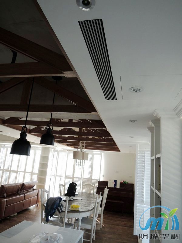 中壢伯爵與夫人 日立