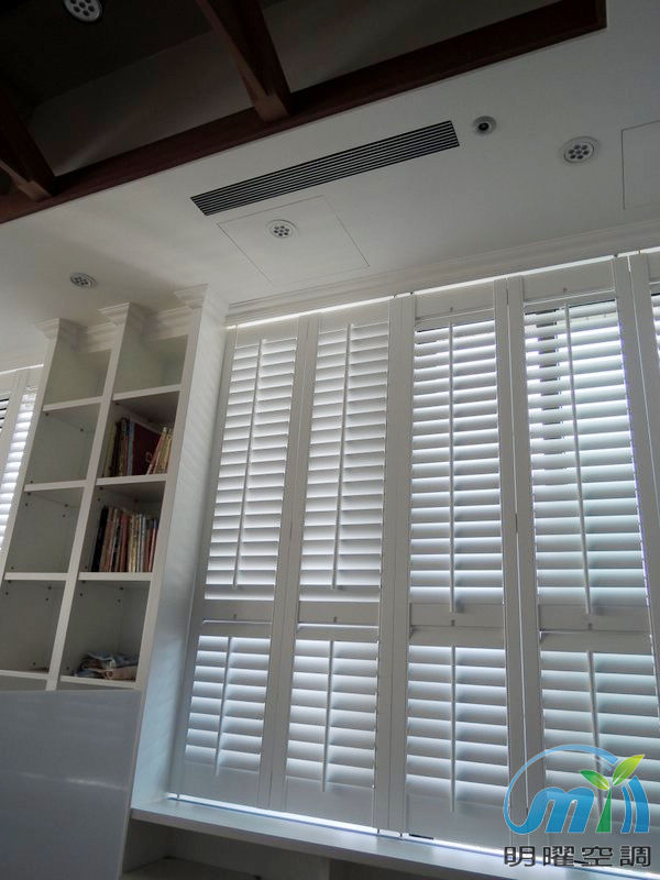 中壢伯爵與夫人 日立