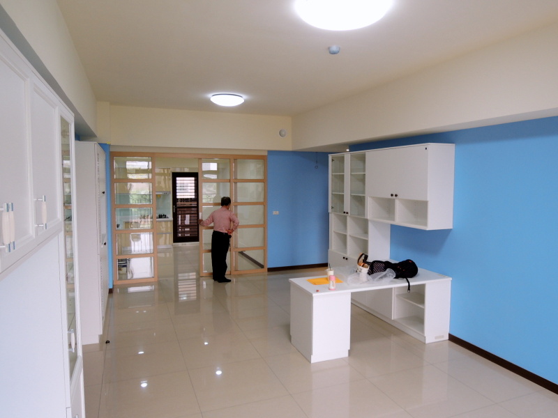 大園高鐵捷運之星　　日立冷氣 大金HRV