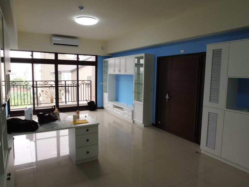 大園高鐵捷運之星　　日立冷氣 大金HRV