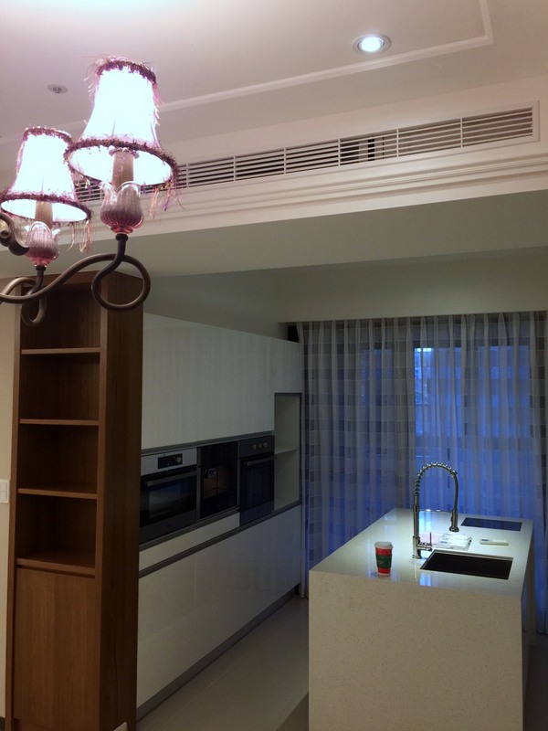 餐廳隱藏式空調出風口