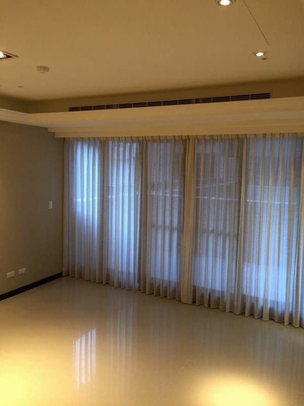 客廳隱藏式空調出風口