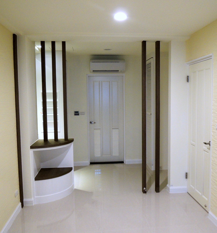 更衣間大金壁掛式冷氣