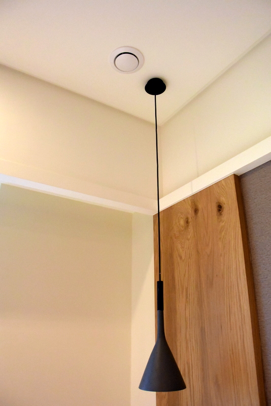 主臥室全熱出風口(SA)對角設置廢氣回收口(RA)