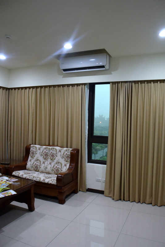 客廳日立壁掛式空調機