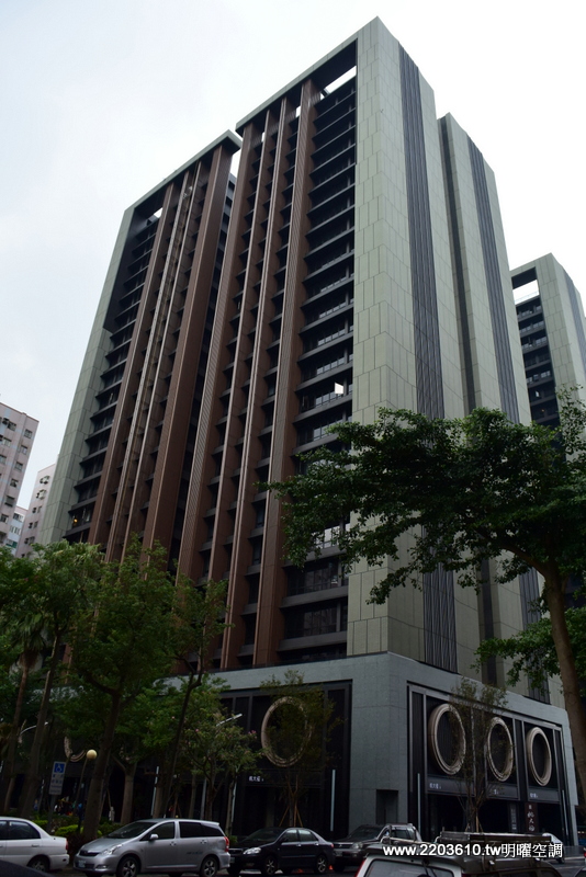 桃大極一區建物外觀