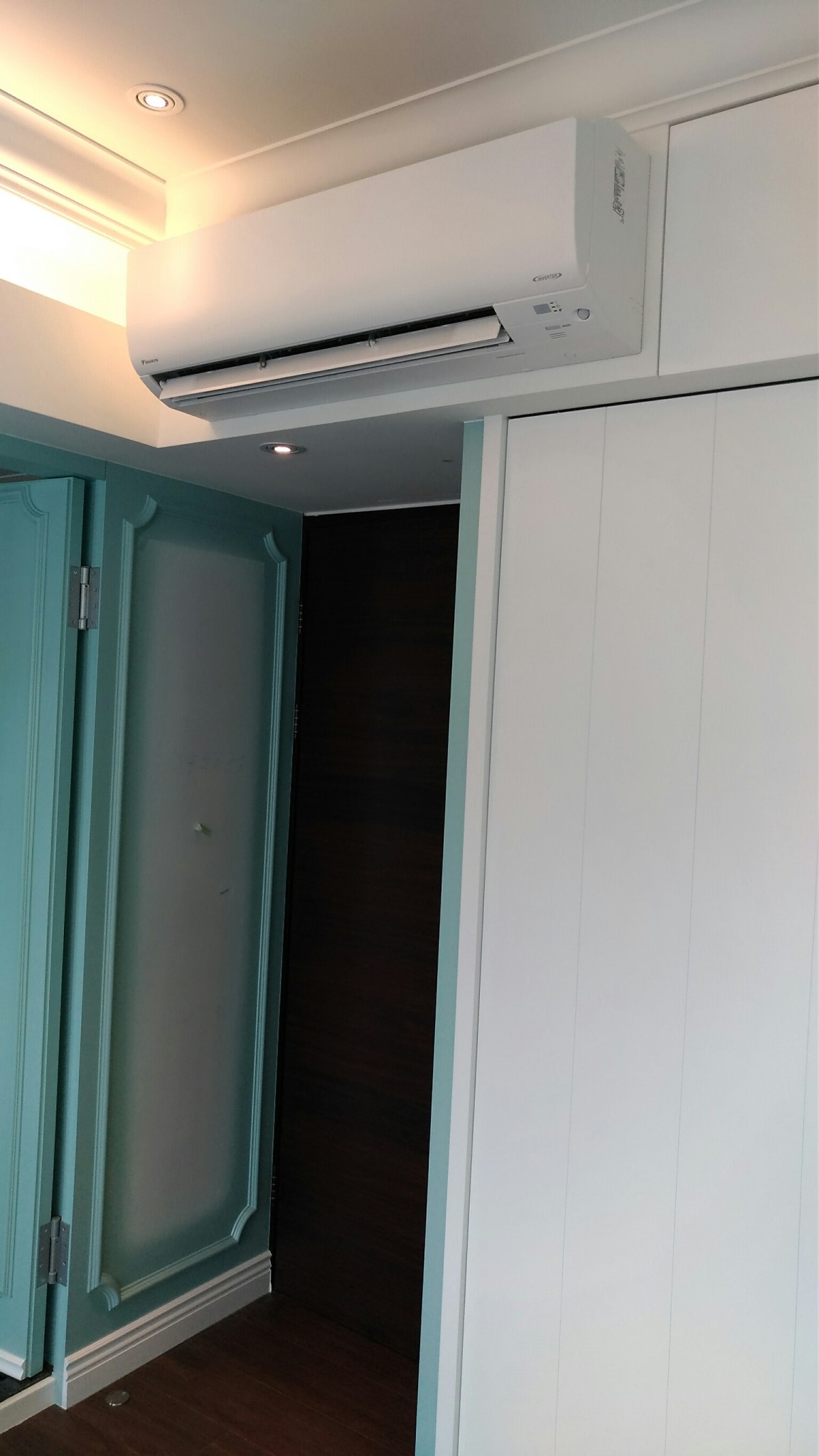 主臥室大金橫綱壁掛室內機